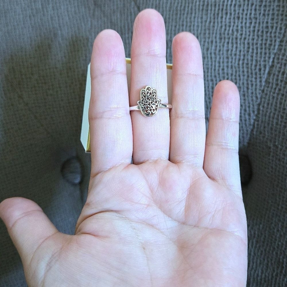 Annika Witt Sterling Silver🤍 Hamsa✋️ Ring💍 - NIB - Picture 7 of 16